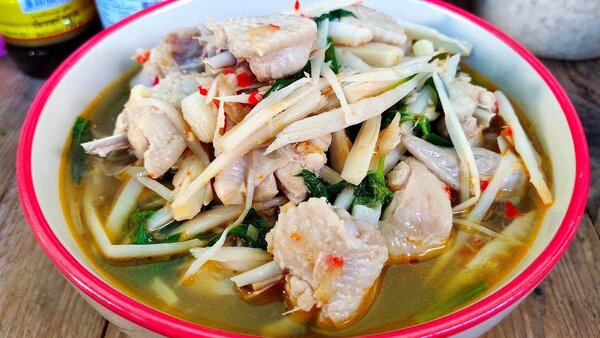 แกงหน่อไม้ดอง แกงหน่อไม้ดอง