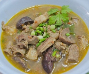 แกงอ่อมหมู แกงอ่อมเครื่องในหมู แกงพื้นบ้านภาคเหนือ