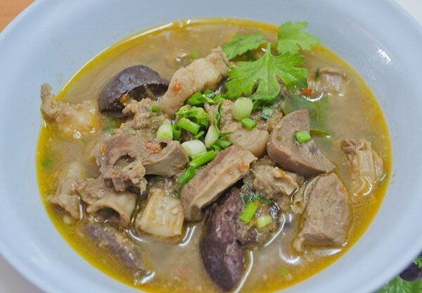 แกงอ่อมหมู