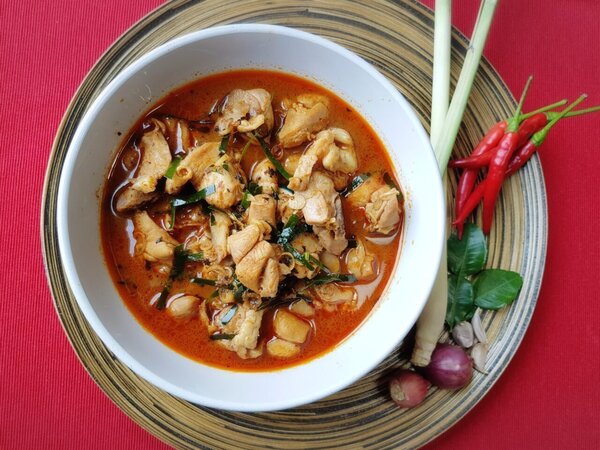 แกงอ่อมไก่ แกงอ่อมไก่