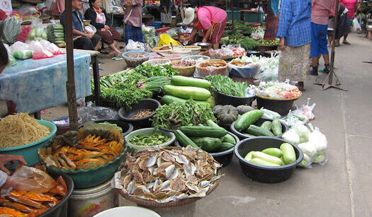 ตลาดเทศบาลตำบลกำแพง ร้านผัก
