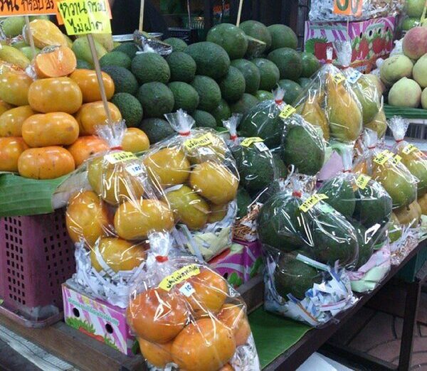 กาดต้นลำไย ร้านขายผลไม้