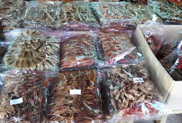ตลาดผลไม้ ระยอง
