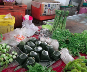 ตลาดสดเทศบาลตำบลกุมภวาปี จังหวัดอุดรธานี ตลาดเช้าเปิดทุกวัน เวลา 03.00-21.00 น.