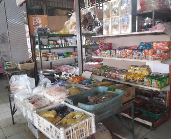 ตลาดสดสกลนคร ตลาดสดเทศบาลตำบลกุสุมาลย์ ร้านของสำเร็จรูป
