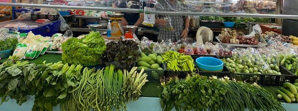 ตลาดเจริญสุข ร้านขายผัก