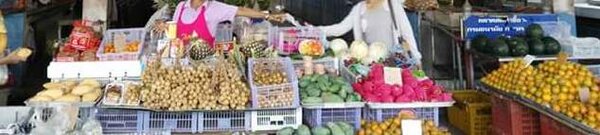 ตลาดผัก ผลไม้ ร้านผลไม้
