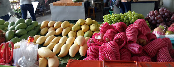 ตลาดสดหางดง ตลาดสดเทศบาลตำบลหางดง ร้านผลไม้