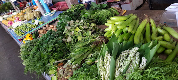 ตลาดสดหางดง เชียงใหม่ ร้านผัก