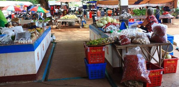 ตลาดสดเทศบาลตำบลกุดบาก ร้านผัก