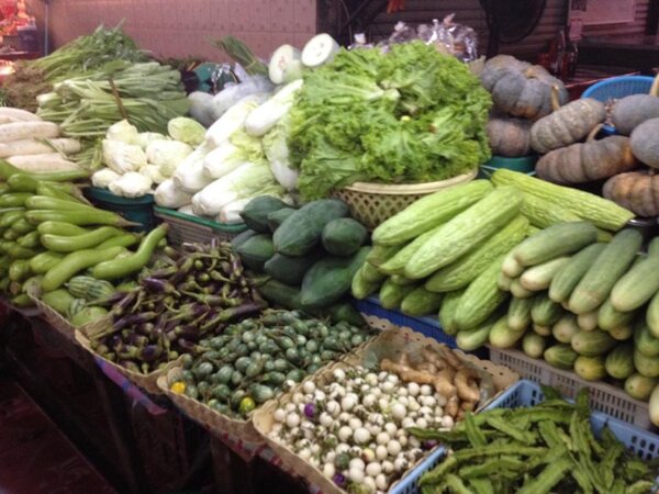 ตลาดสดชุกโดน ร้านผัก