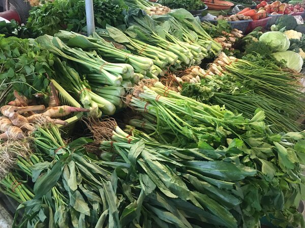 ตลาดบัวหลวงธานี ร้านผัก