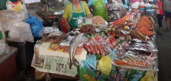 ตลาดสด ชัยนาท ตลาดภาษีซุง ร้านอาหารแห้ง