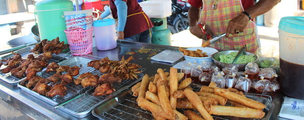 ตลาดเช้าพัทลุง ตลาดสดเทศบาลควนขนุน ร้านไก่ทอด