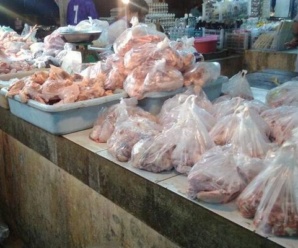 ตลาดสดเทศบาลป่าติ้ว จังหวัดยโสธร เปิดขายทุกวัน เวลา 05.00-19.00 น.
