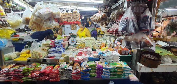 ตลาดสดเงินวิจิตร คลองสาน ร้ายขายเครื่องปรุงอาหาร