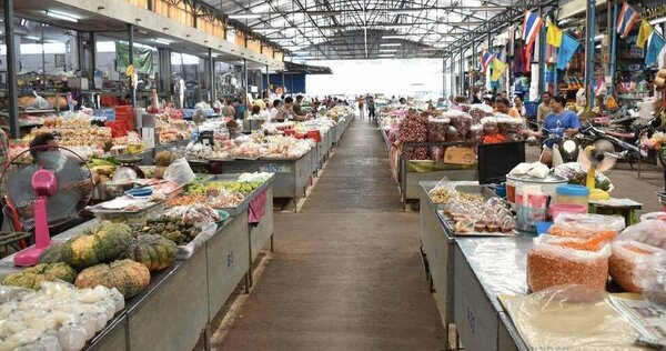 ตลาดสดขลุง ตลาดสดเทศบาลเมืองขลุง ภายในตลาดสดเทศบาลเมืองขลุง