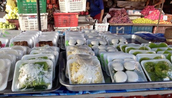 ตลาดเช้านครพนม ตลาดสดเทศบาลตำบลบ้านแพง ร้านขนมหวาน
