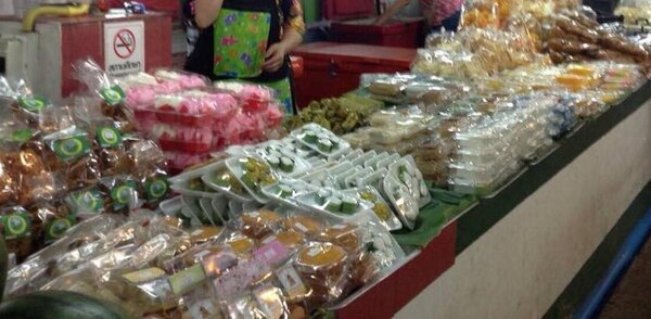 ตลาดสดแม่เหียะ ร้านขนมหวาน