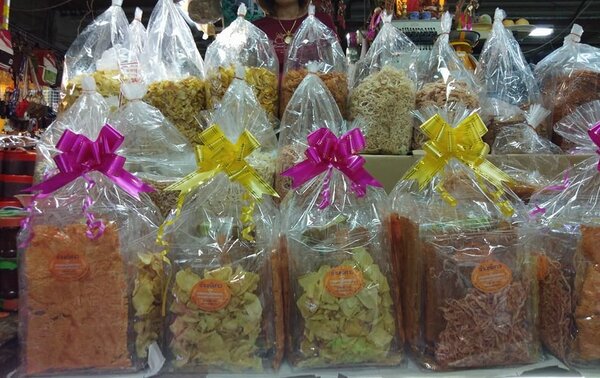 ตลาดเช้าเมืองตราด ตลาดเทศบาลเมืองตราด ร้านของฝาก