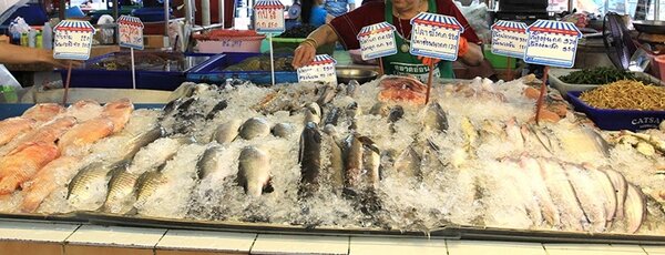 ตลาดสดอ่อนนุช ร้านปลาสด