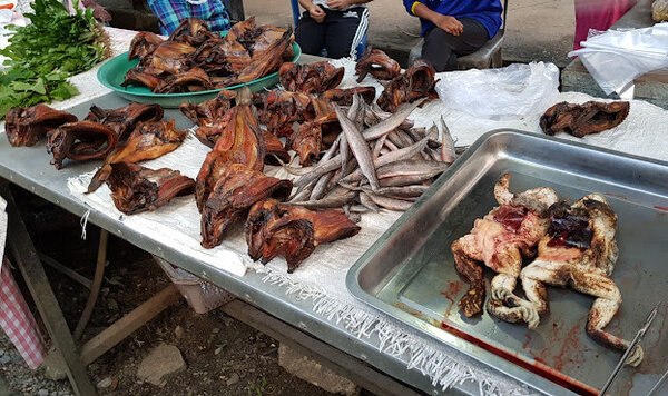 ตลาดสดเชียงราย ร้านปลาแห้ง