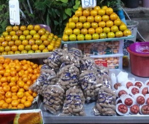 ตลาดเช้านครพนม ตลาดสดเทศบาลตำบลศรีสงคราม ใกล้วัดศรีสมบูรณ์