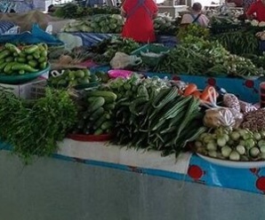 ตลาดชุมชนตำบลแม่ฟ้าหลวง จ.เชียงราย เปิดขายทุกวัน เวลา 05.30-18.00 น.