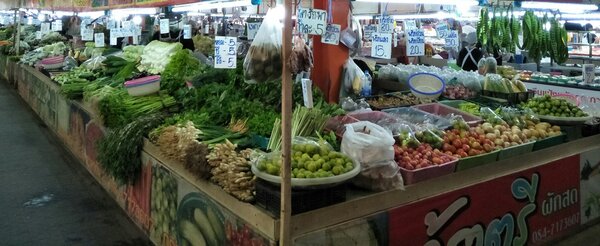 ตลาดเอ.ซี คลอง 4 ตลาดสดลำลูกกา ร้านผัก