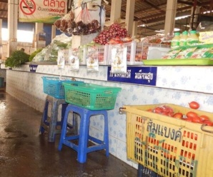 ตลาดสดเทศบาลตำบลบ้านเหล่า จ.เชียงราย ตลาดเช้า เปิดทุกวัน เวลา 02.00-20.00 น.