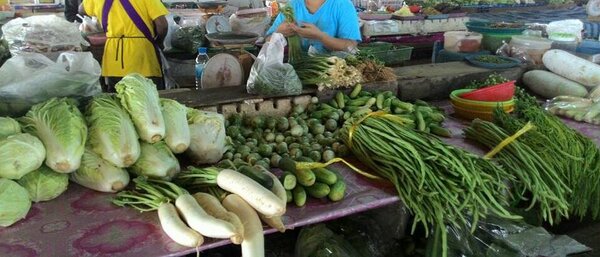 ตลาดสดเทศบาลตำบลกุยบุรี ร้านผัก