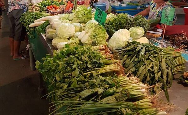 ตลาดสดเทศบาล 3 ตลาดเช้าเพชรบูรณ์ ร้านผัก