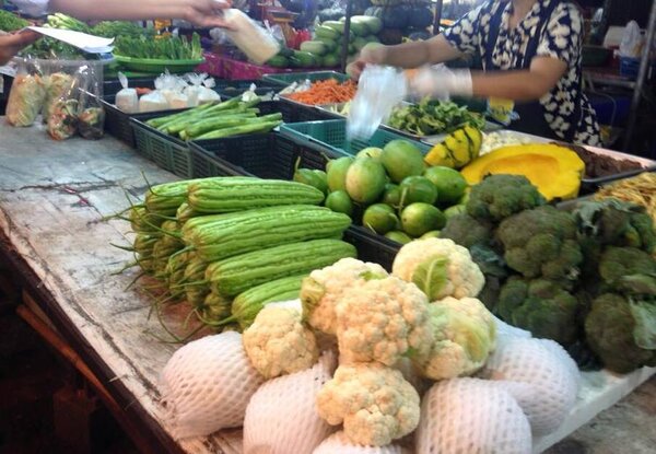 ตลาดประปายุคใหม่ ร้านผัก