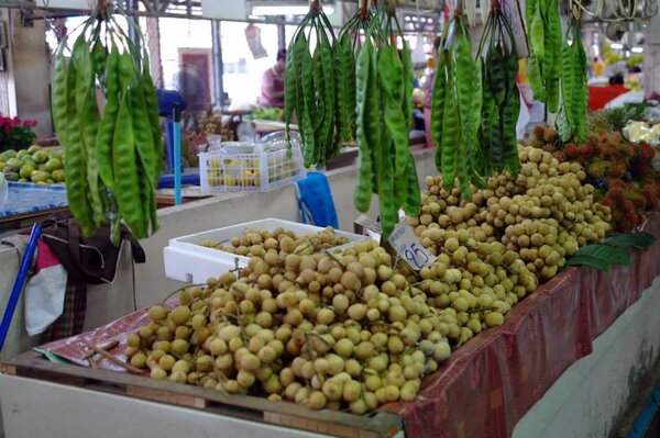 ตลาดสดเทศบาลนครศรีธรรมราช ร้านผัก ผลไม้