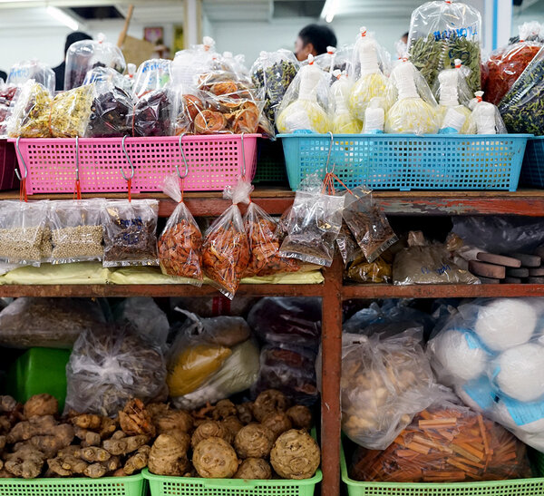 ตลาดยิ่งเจริญ บางเขน ร้านสมุนไพร