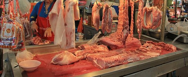 ตลาดสดบางขุนศรี ตลาดบางกอกน้อย ร้านหมู