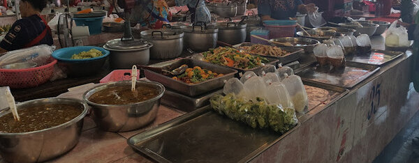 ตลาดสดพุทไธสง ตลาดสดเทศบาลพุทไธสง ร้านอาหารปรุงสุก