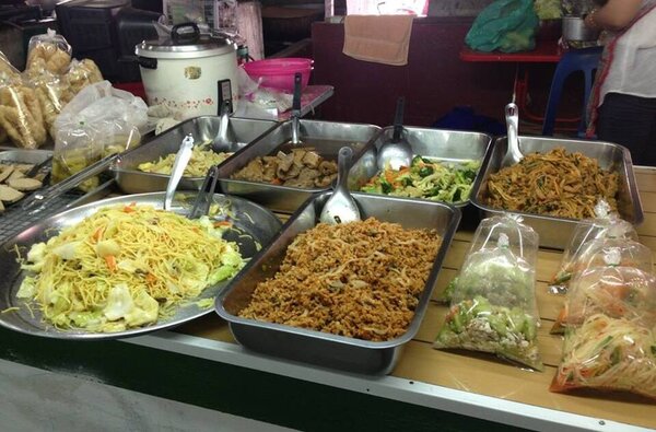 ตลาดแม่เหียะ ร้านอาหารปรุงสุก