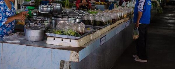 ตลาดสดศรีสะเกษ ตลาดสดเทศบาลตำบลบึงบูรพ์ ร้านอาหารปรุงสุก