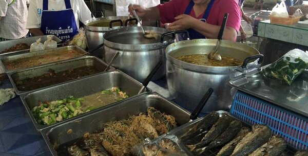 ตลาดเช้ากระบี่ ตลาดสดเทศบาลเมืองกระบี่ ร้านอาหารปรุงสุก