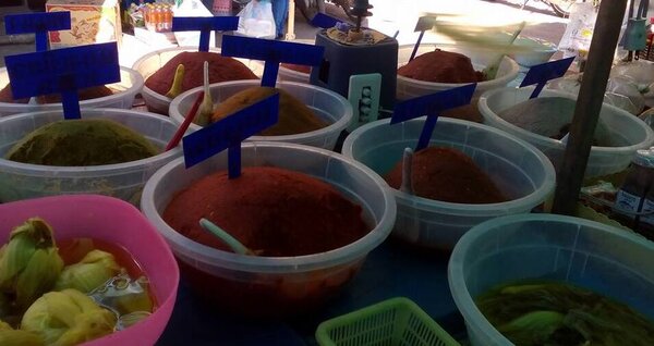 ตลาดสดนครพนม ตลาดสดเทศบาลตำบลบ้านแพง ร้านเครื่องแกง