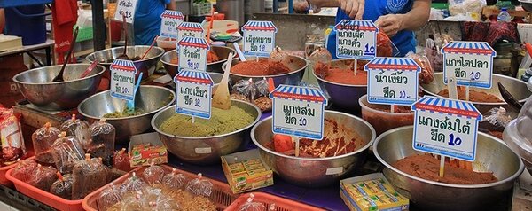 ตลาดบางกอกน้อย ตลาดบางขุนศรี ร้านเครื่องแกง