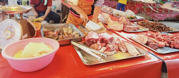 ตลาดนาด้วง ร้านเนื้อวัว