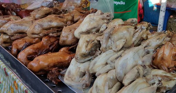 ตลาดสดเมืองสุรินทร์ ตลาดสดเทศบาลเมืองสุรินทร์ อ