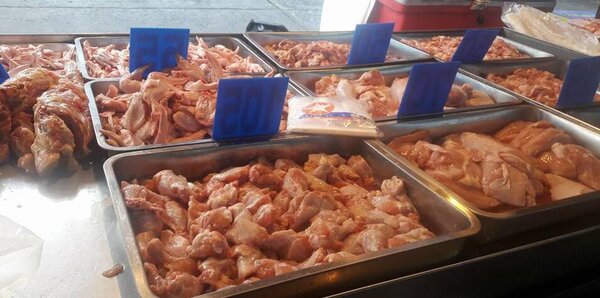 ตลาดสดเทศบาลนาเชือก ตลาดสดมหาสารคาม ร้านไก่สด