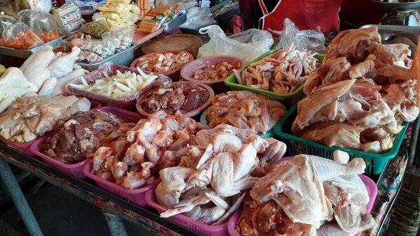 ตลาดจอหอ ร้านไก่สด