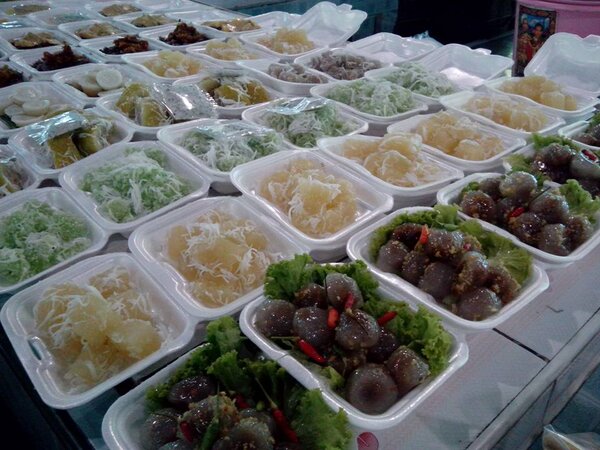 ตลาดสดเทศบาลชะอำ ตลาดเช้าชะอำ ร้านขนมหวาน