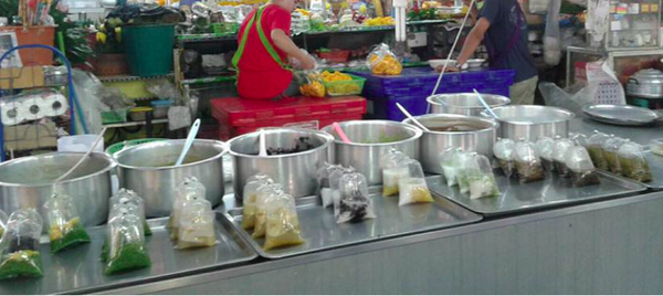 ตลาดสดสะพานแดง ร้านขนมหวาน