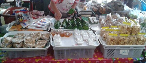 ตลาดสด พิษณุโลก ร้านขนมหวาน