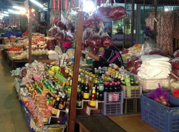 ตลาดเช้านครพนม ตลาดสดเทศบาลธาตุพนม ร้านของชำ